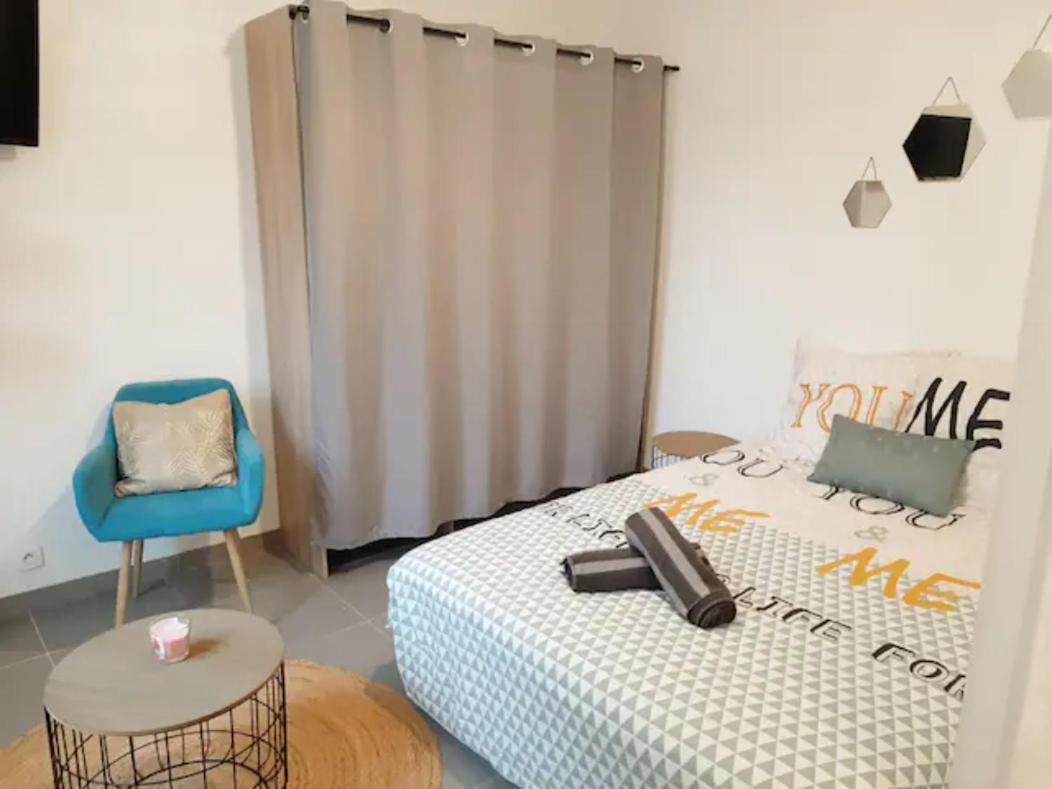 Ferienwohnung Le Petit Charmeur, Parking, Wifi, Gare Flers  Exterior foto